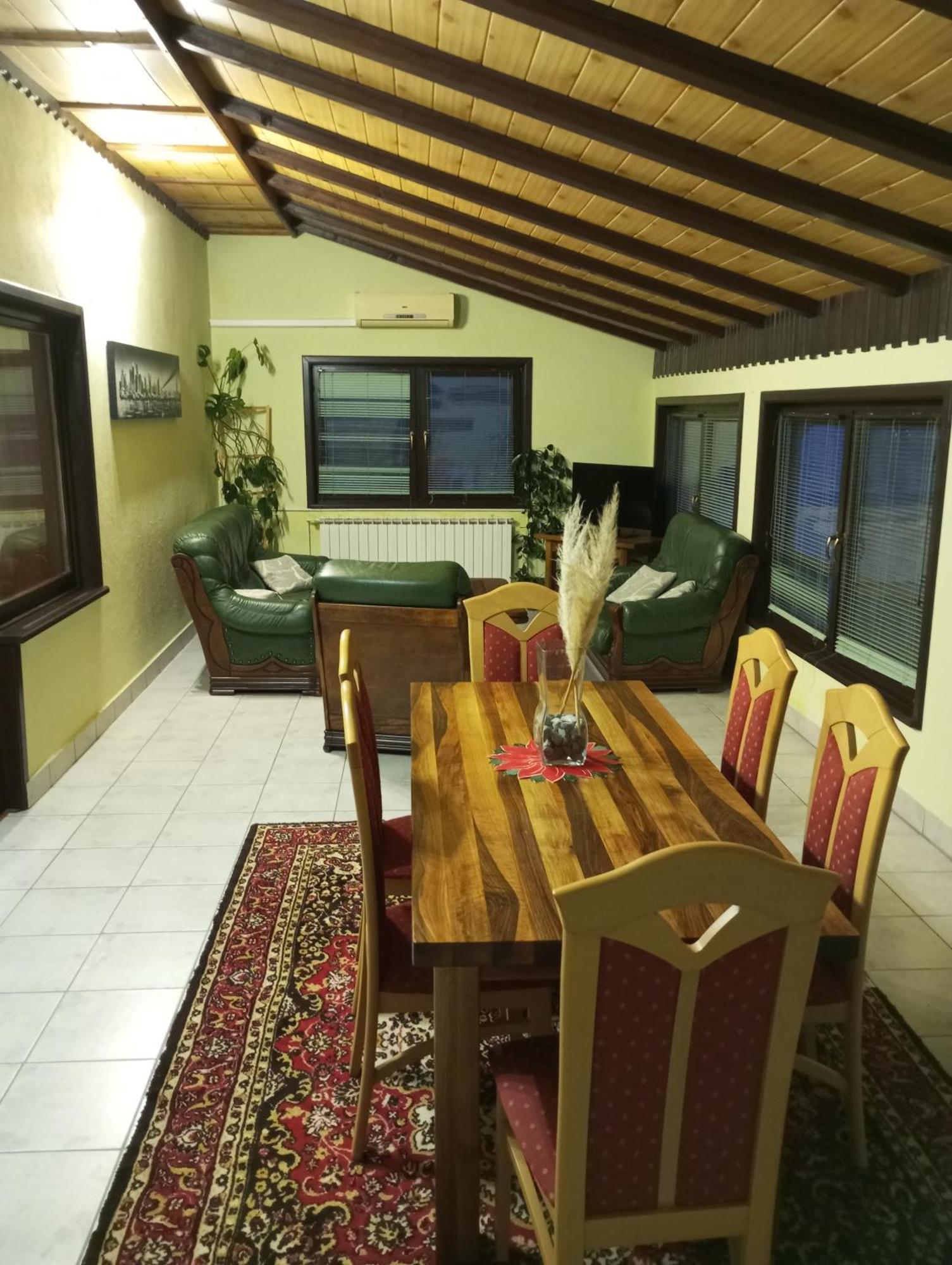 Guesthouse Pavlicic Dreznik Grad Bagian luar foto