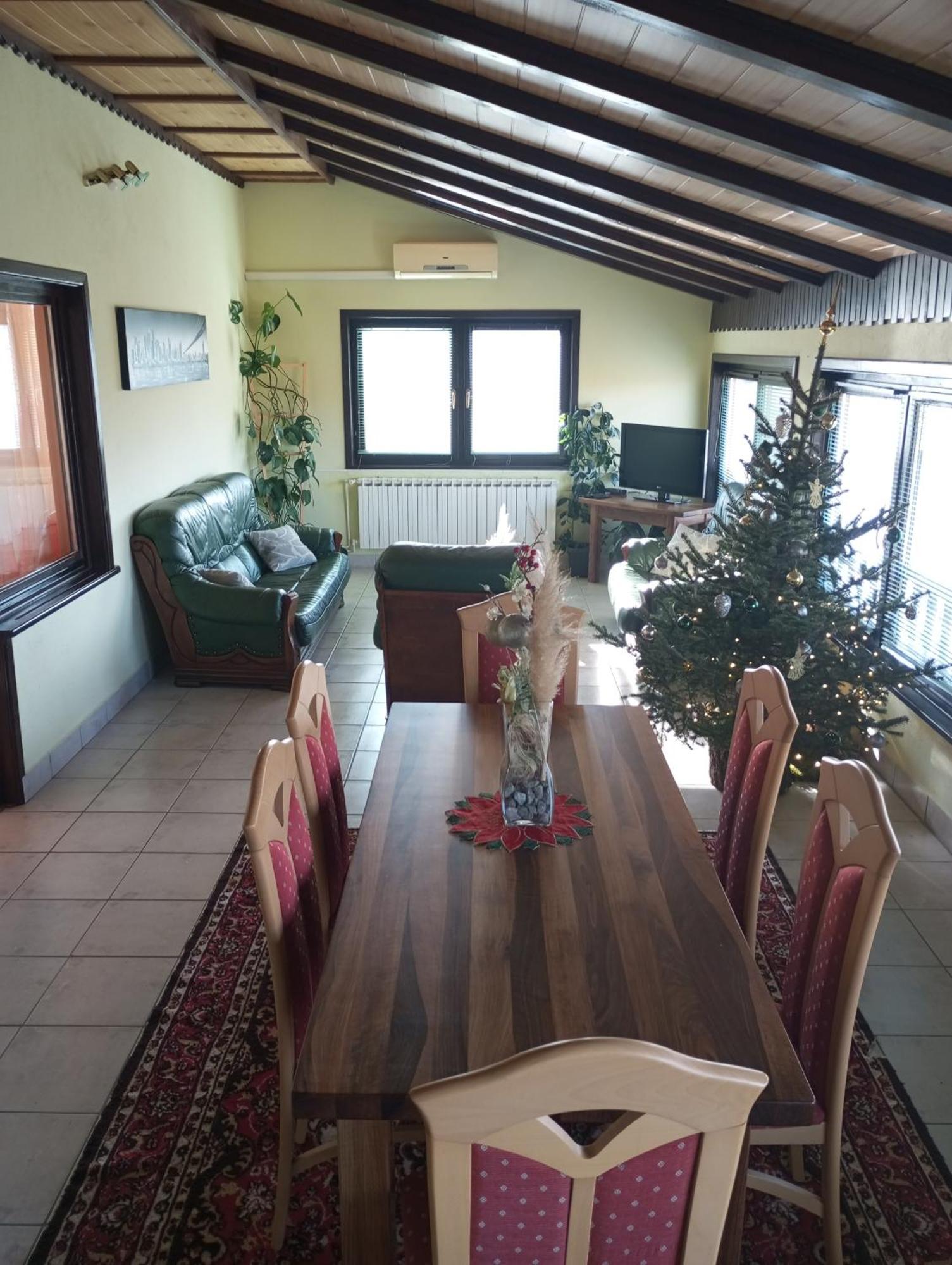 Guesthouse Pavlicic Dreznik Grad Bagian luar foto